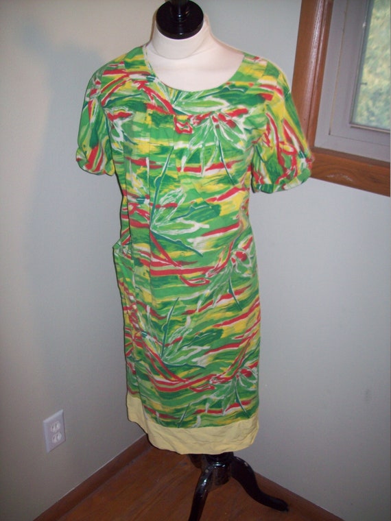 Groovy 70/'s Summer Retro 1970/'s Nightie Pajamas Comfortable Clothing - - Vintage Roaman/'s Floral /& Leopard Print Muumuu Cover Up Dress