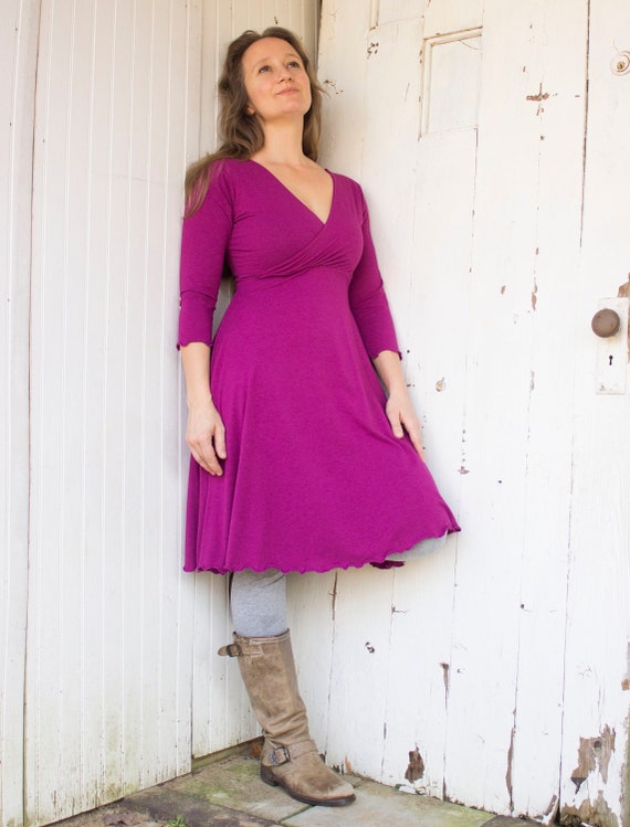 READY to SHIP ~ Sizes - XS - Xl - Organic 3/4 Sleeve V-Neck Dress - 6 Colors Available - Fit and Flare Knee Length Midi Lined Bust, Eco