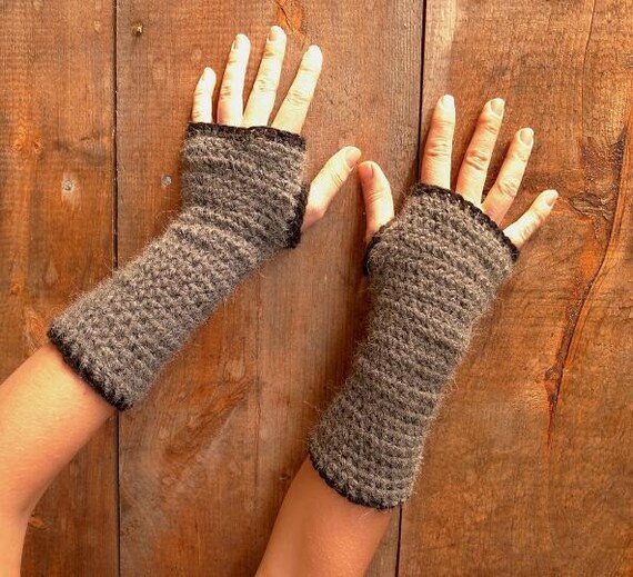 Items similar to Alpaca Arm Warmers (100 Baby Alpaca) on Etsy