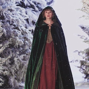 FULL CIRCLE emerald green velvet cloak - xlarge hood lined with velvet - Custom Length