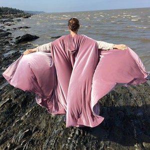 FULL CIRCLE Dusty pink velvet cloak Custom Length image 1