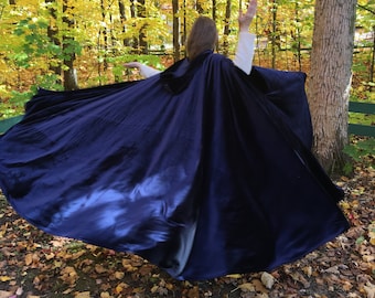 FULL CIRCLE Navy blue velvet cloak - Custom Length