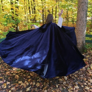 FULL CIRCLE Navy blue velvet cloak - Custom Length