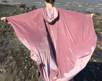 Dusty pink velvet cloak - Accessible hands - custom length