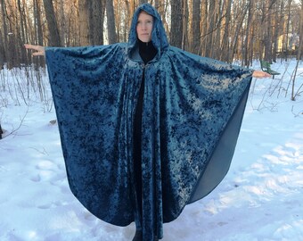 Petroleum peacock blue crushed velvet cloak - Accessible hands - custom length