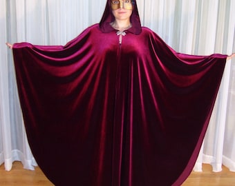 Wine velvet cloak - Accessible hands - custom length