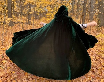 FULL CIRCLE emerald green velvet cloak - Custom Length