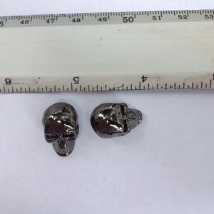 Skull button silver pale brass black gunmetal per unit image 5