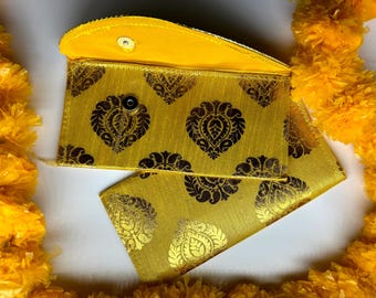 Handmade Raw Silk Gifting Envelope: Gold Block Print, Festive Card (Pack of 2)