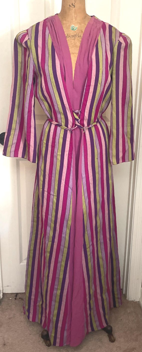 1930’s Grape and Chartreuse Striped  Dressing Gow… - image 2