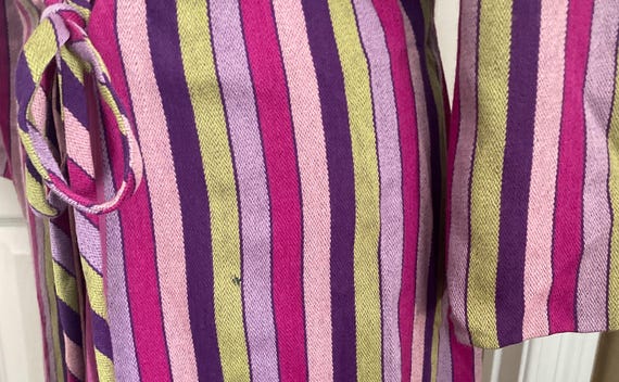 1930’s Grape and Chartreuse Striped  Dressing Gow… - image 7