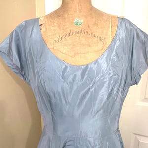 Vintage 50’s Blue Formal Dress, 1950’s prom dress, 50’s swing dress, 50’s Blue taffetta dress, 50’s party dress