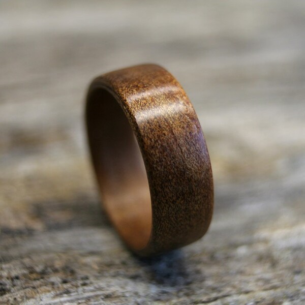 Ancient Kauri Bentwood Ring - Handcrafted Wooden Ring