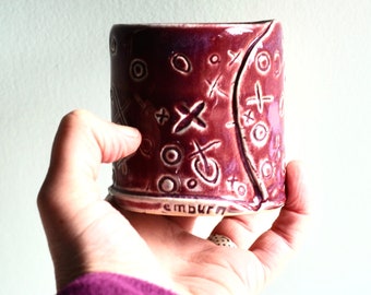 Lover's cup, Valentine's gift, hugs kisses design, XO cup, gift for partner, wine mug, pottery mug, berry colour cup