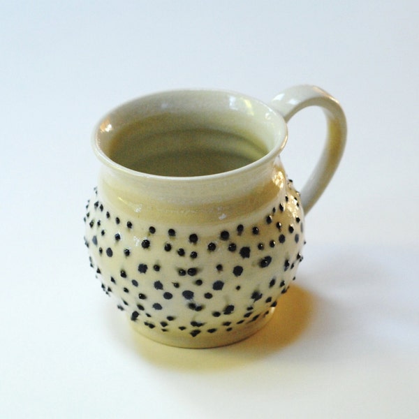 polka dot cup mug,black white clay cup,black dot cup mug,ceramic mug cup,spotted mug cup,stoneware mug,pottery teacup,black spiky mug