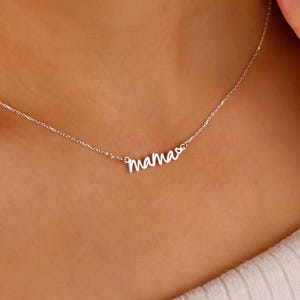 Mama Heart Necklace, Minimalist Mama Handwritten Necklace, Gold Name Custom Gift for Mom, Handmade Mama Heart Pendant Necklace
