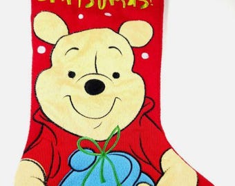 Calcetín navideño de Winnie the Pooh de Disney, terciopelo rojo, peluche bordado, tarro de miel