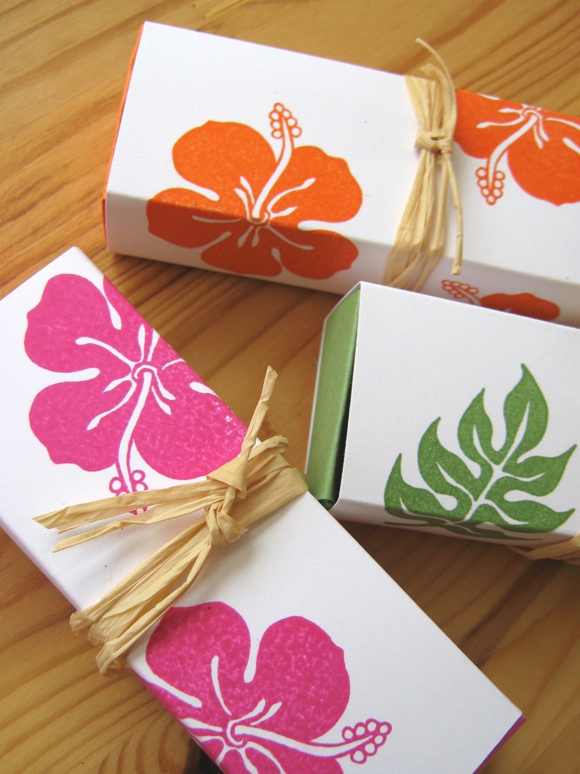 10 Tropical Wedding Favor Boxes, Hibiscus Island Style Wedding Favor ...