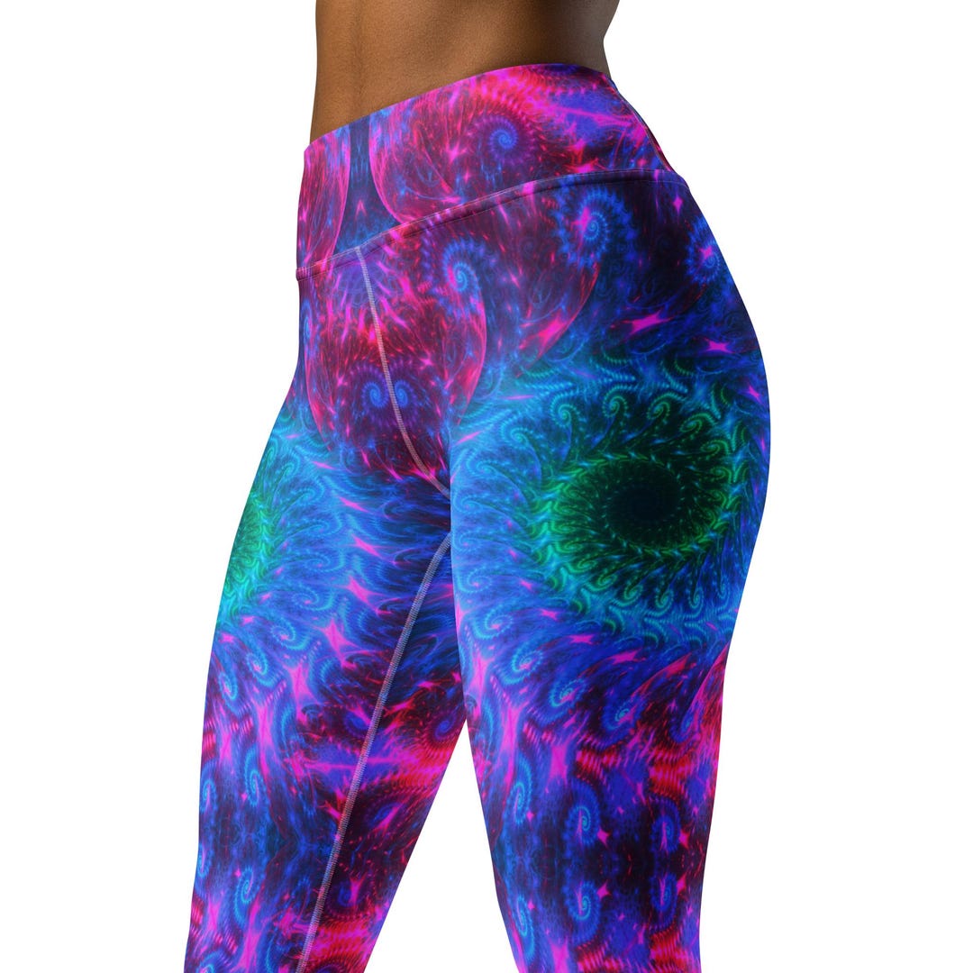 Black Crystal Cluster Yoga Leggings main image 0