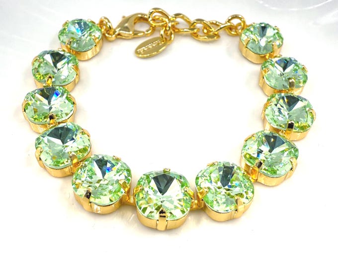 olive green Crystal Bracelet,Apple Green,suitable for bridal jewelry and bridesmaid gifts,adjustable