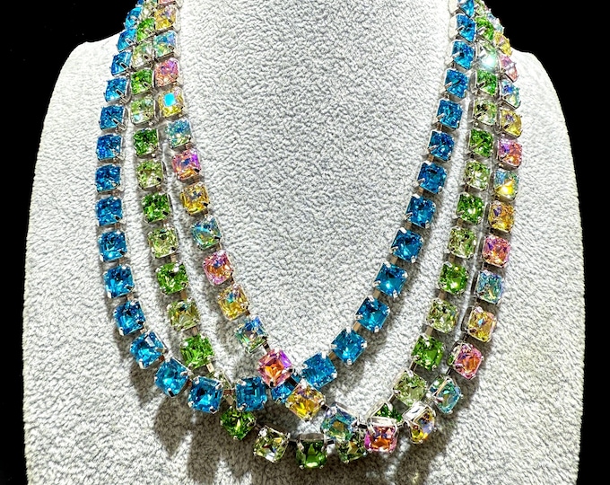 Candy style Pink Austria Crystal Necklace: Anna Wintour-Inspired Bridal Jewelry