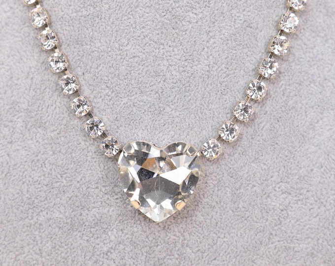 Personalized HeartShaped Crystal Pendant Necklace,Perfect Bridal Jewelry & Healing Crystal Birthday Gift,Austrian crystal cutting technology