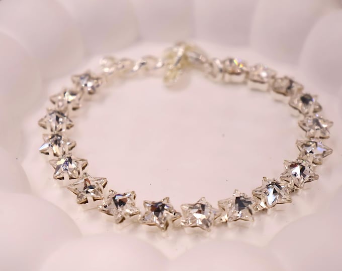 Austrian Star Crystal Bracelet 7.5" - 18K Gold Plated Light Dance Jewelry - Museum-Grade Sparkle