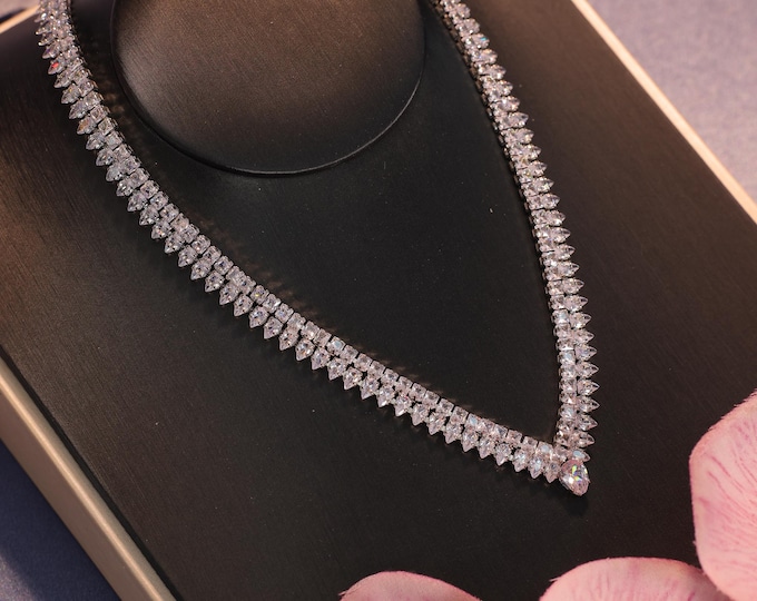 Luxury Wedding Jewelry Set | Crystal Necklace, Earrings Bracelet with Oval Crystal for Brides & Bridesmaid Gifts
