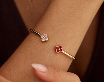 Custom Mother Daughter Bracelet, Birthstone Bangle Bracelet, Flower Birthstone Jewelry, Fmaily Gift, Birthday Gift, Bridesmaid Gift