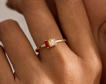 Custom Baguette Birthstone Ring, Stackable Family Birthstone Ring, Best Friend Gift, Daily Gemstone Ring, Birthstone Gift, Mother's Day Gift