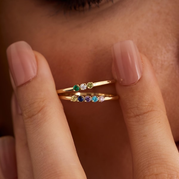 Anillo de piedra de nacimiento personalizado, anillo de piedra de nacimiento familiar, anillo diario de oro de 18 quilates, anillo de piedra de nacimiento, regalo de piedra de nacimiento, joyería para madres, regalo para la madre