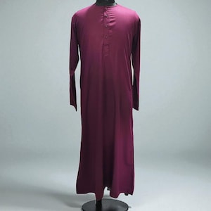 Mens Purple Thobe | Arabic Dress | Men Cotton Summer Dress Slim Thobe | Islamic Clothing | Long Sleeve Jubba Thobe | Handmade Jubba Thobe