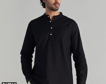 Kurta corta teñida a mano en negro: Camisa india para hombre