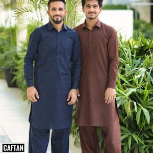 Men&#39;s Handmade Cotton Kurta: Embroidered Indian Party Wear