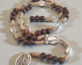 Medaglie del rosario di San Michele Rosario dell'Arcangelo Grani di legno da 8 mm Rosario di preghiera cattolica