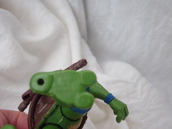 Teenage Mutant Ninja Turtles VENUS Girl Action Figure 1997 Playmates