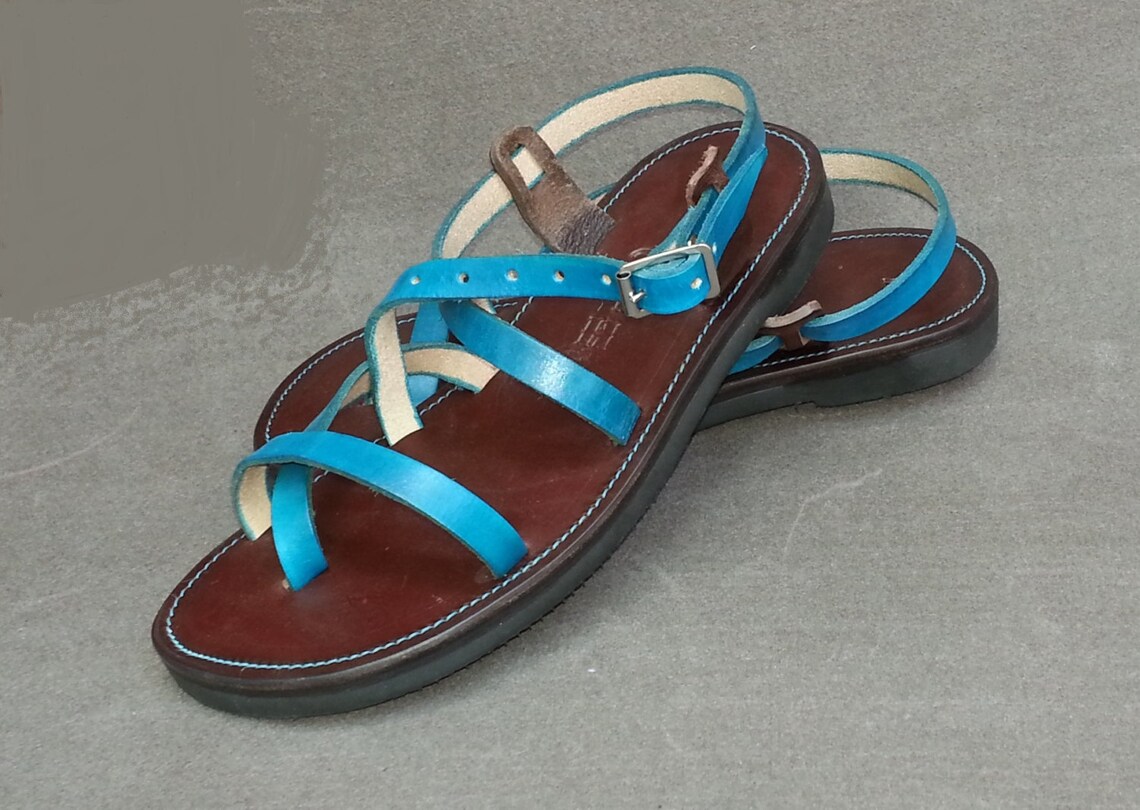 report sandals genie