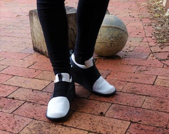 Black and White Casual Slip-on Shoe, Sneaker Style, Leather handmade, Square toe shape