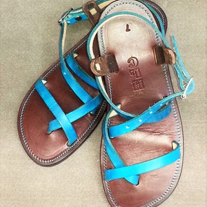 famous footwear genie sandal