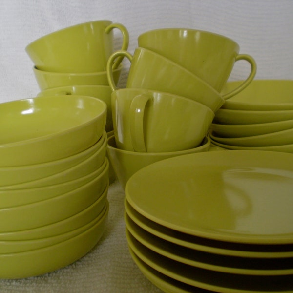 Vintage Mid Century Modern Chartreuse Melamine Plastic Dishes with serving pieces