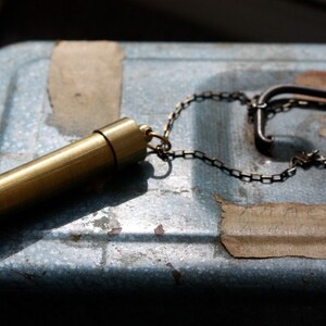 Secret Vial Necklace or Mini Cremation Urn for Pet Ashes Brass Memorial Jewelry zdjęcie 4