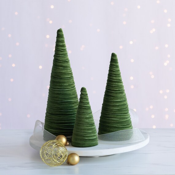  Christmas Pedestal Velvet Trees Set of 3 Modern Winter Tree  Decorations 3 Sizes Christmas Velvet Decorations Rustic Xmas Table Top  Centerpiece Decor for Home Entryway (Red, Green, White) : Home & Kitchen