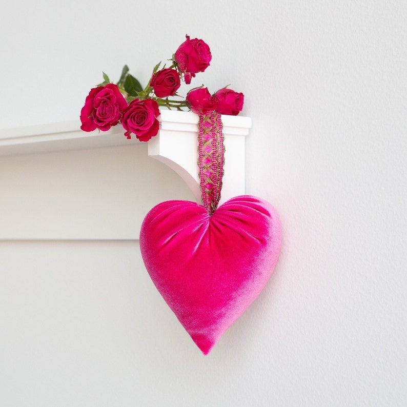 Velvet Heart Decor Set of 3, Pink Heart Tiered Tray, Berry Heart Nursery Wall Hanging, Mother's Day, Wedding Bowl Filler, Valentine image 8