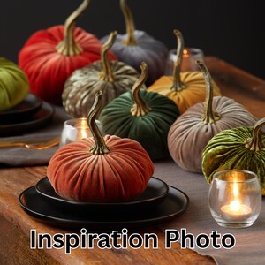 Große Samt Kürbisse 3er Set, Herbst Dekor für Kaminsims, Thanksgiving Tischplatte, Smaragdgrün und Gold Herbst, rustikale Bauernhaus Dekor Bild 7