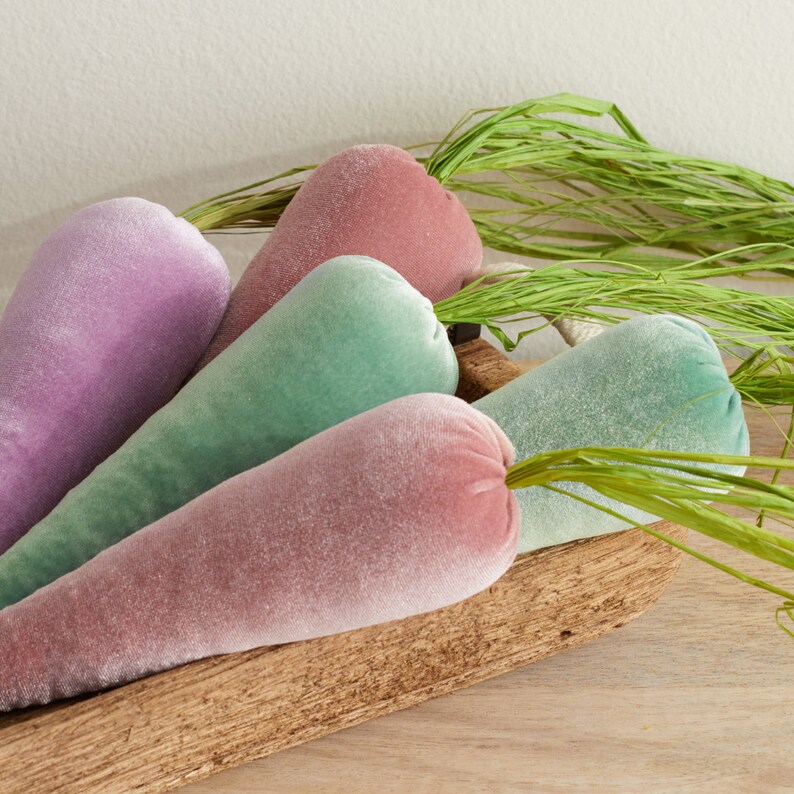 Velvet Carrot Set of 5, Pastel Decor, Spring Bowl Fillers, Farmhouse Kitchen Decor, Centerpieces for Dining Table, Blush Wall Hanging image 3