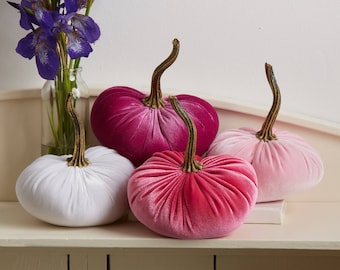 SMALL Pink Velvet Pumpkins Set of 4, Pink Pumpkin Bowl Fillers for Spring, Baby Girl Baby Shower Decorations, Hot Pink Nursery