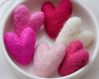 Mini Wool Hearts Set of Pink, Teen Room Decor, Gift for Friend, Bowl Filler, Bookshelf Decor, Gift for Her, Baby Girl Nursery