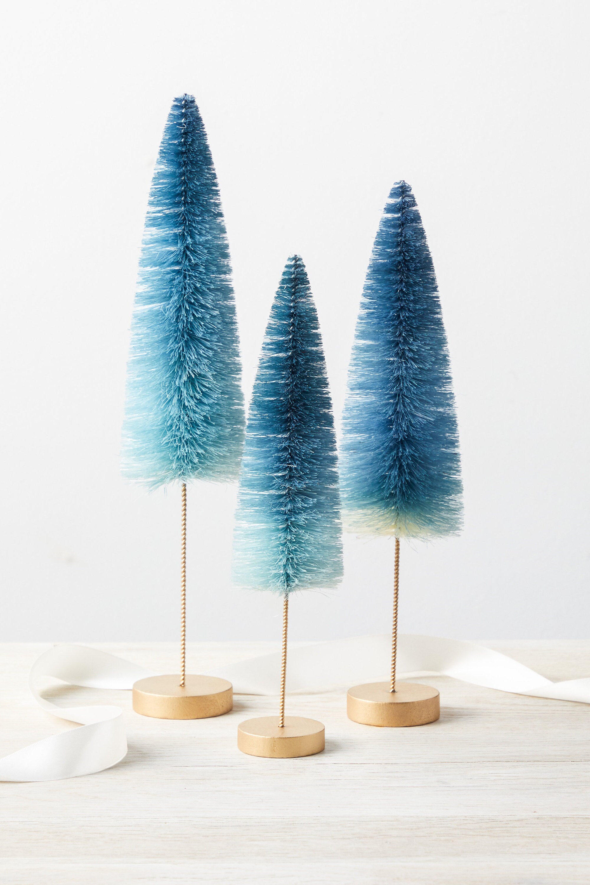 Bottle Brush Trees Set of 6 Classics Hand-dyed, Neutral Home Decor, Wedding  Decor, Holiday Centerpiece, Trending Home Decor, for the Table 