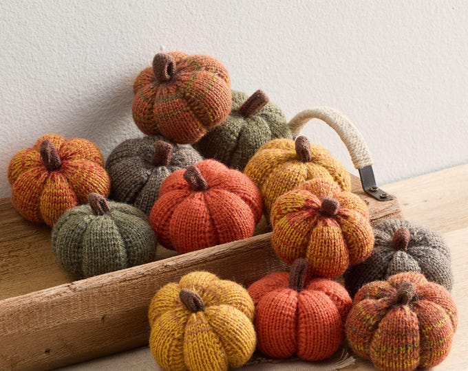 Cozy Knit Pumpkin Set of 12 Spiced Orange Green Gold Autumn Table décor, Gift for Friend, Fall Thanksgiving Table, Bowl Filler, Bookshelf