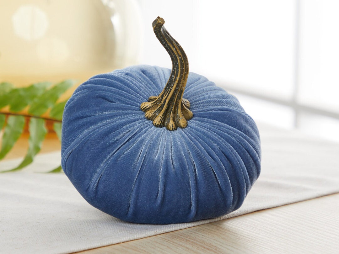 Blue pumpkin decor deals